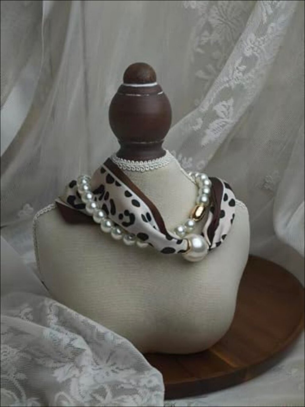 Silk Pearl Magnetic Buckle Scarf Retro Floral Satin Square Hair Band - Picture 2 of 6